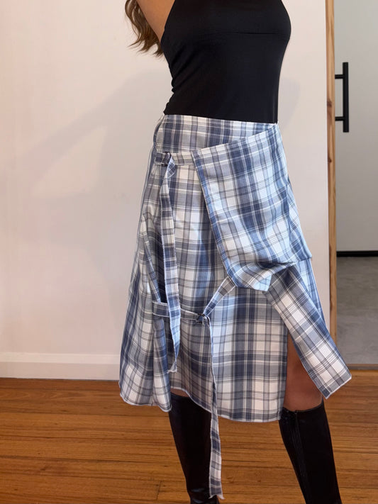 LIGHT BLUE/ WHITE TARTAN BUCKLE SKIRT