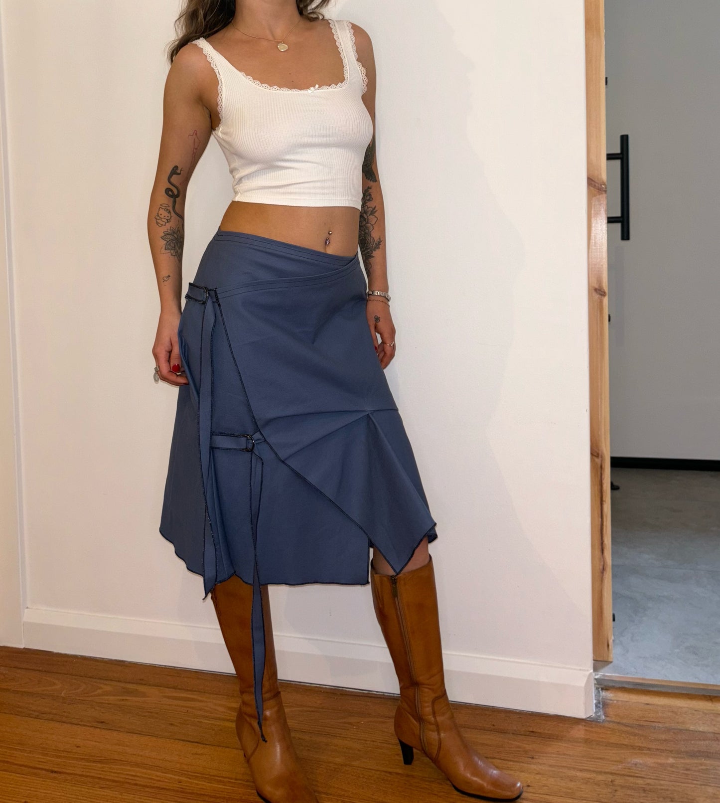CHARCOAL BLUE BUCKLE SKIRT