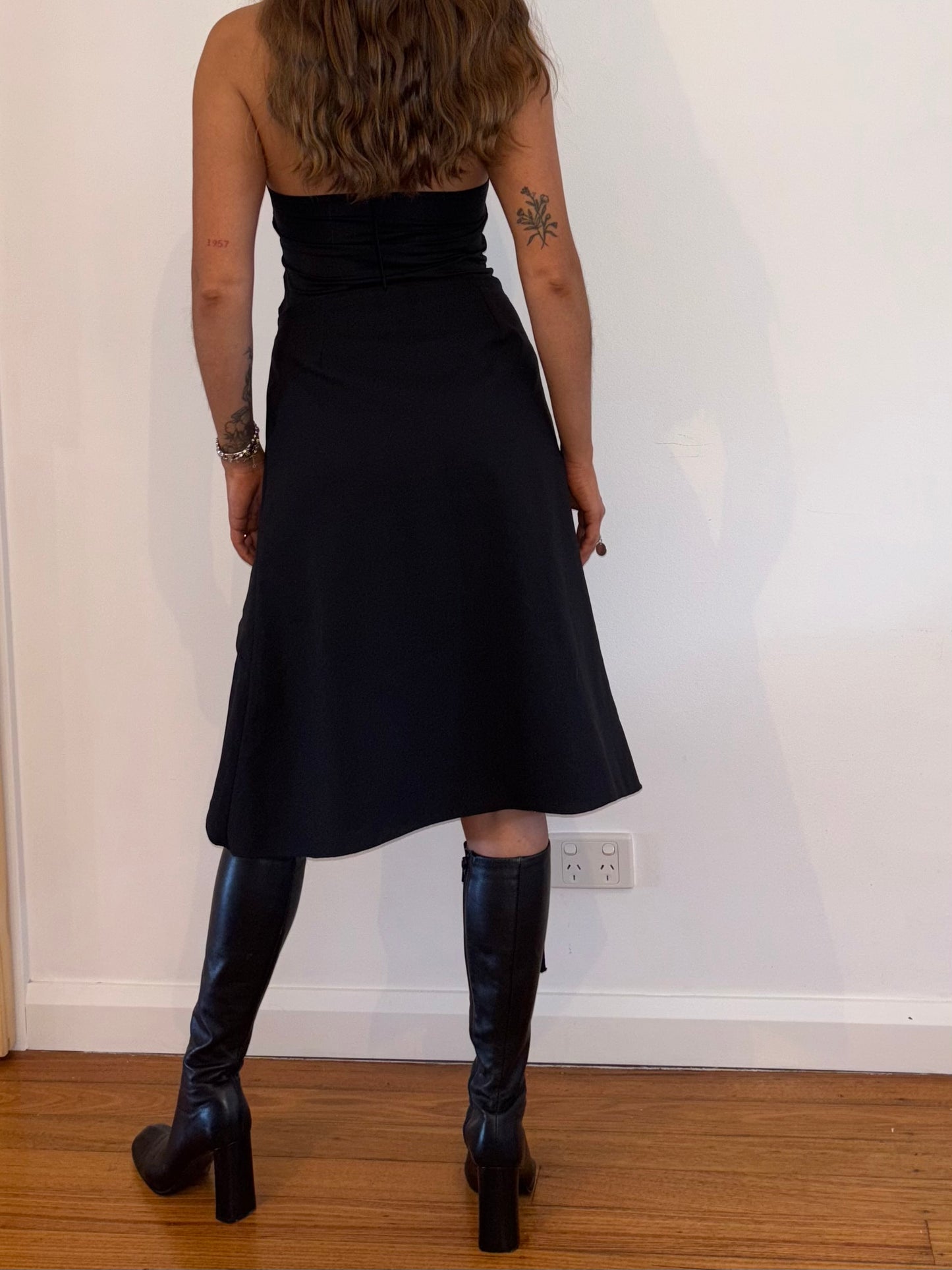 BLACK BUCKLE SKIRT