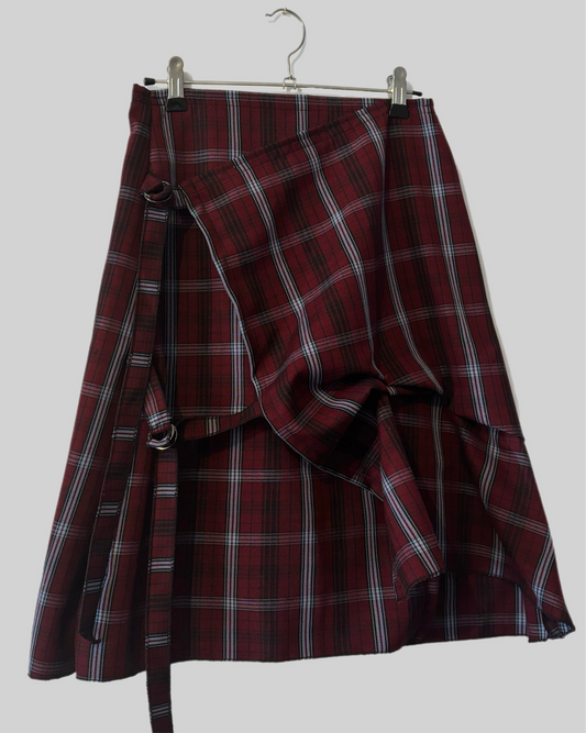 MAROON TARTAN BUCKLE SKIRT