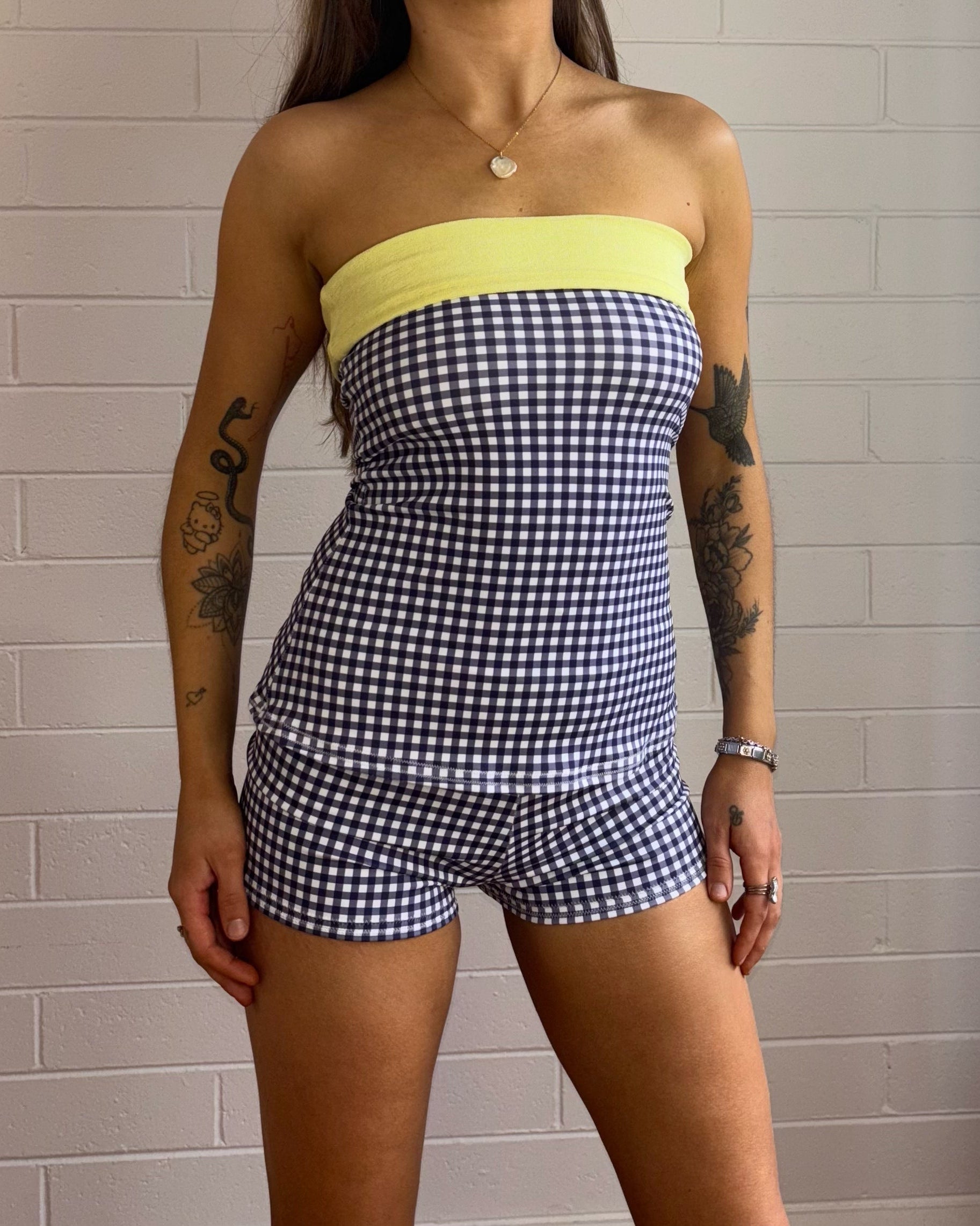 YELLOW/NAVY LOW WAIST SHORTS