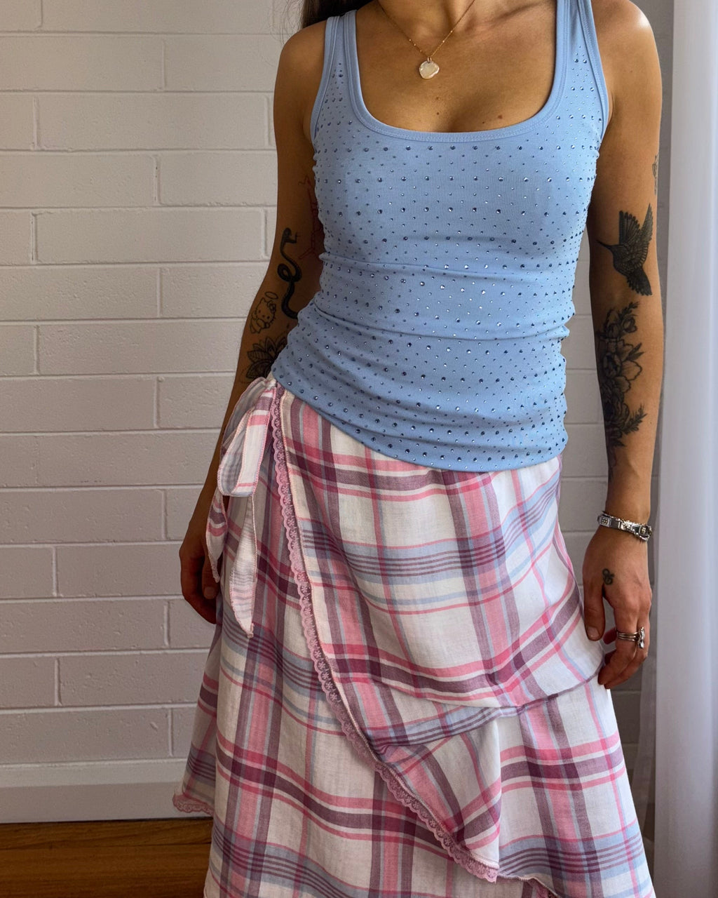 PINK CHECK LACE SKIRT *ʟɪᴍɪᴛᴇᴅ ꜰᴀʙʀɪᴄ ʀᴇᴍᴀɪɴɪɴɢ*