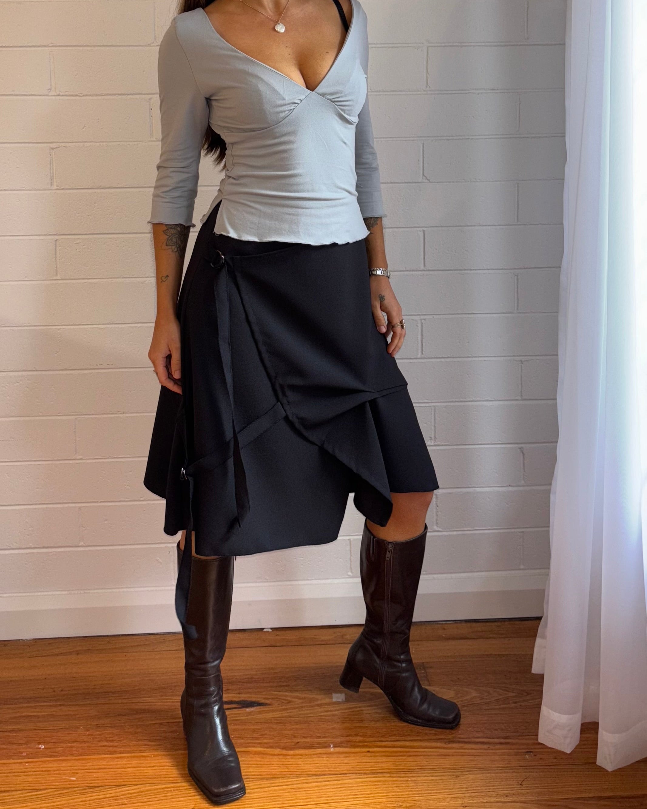 BLACK BUCKLE SKIRT