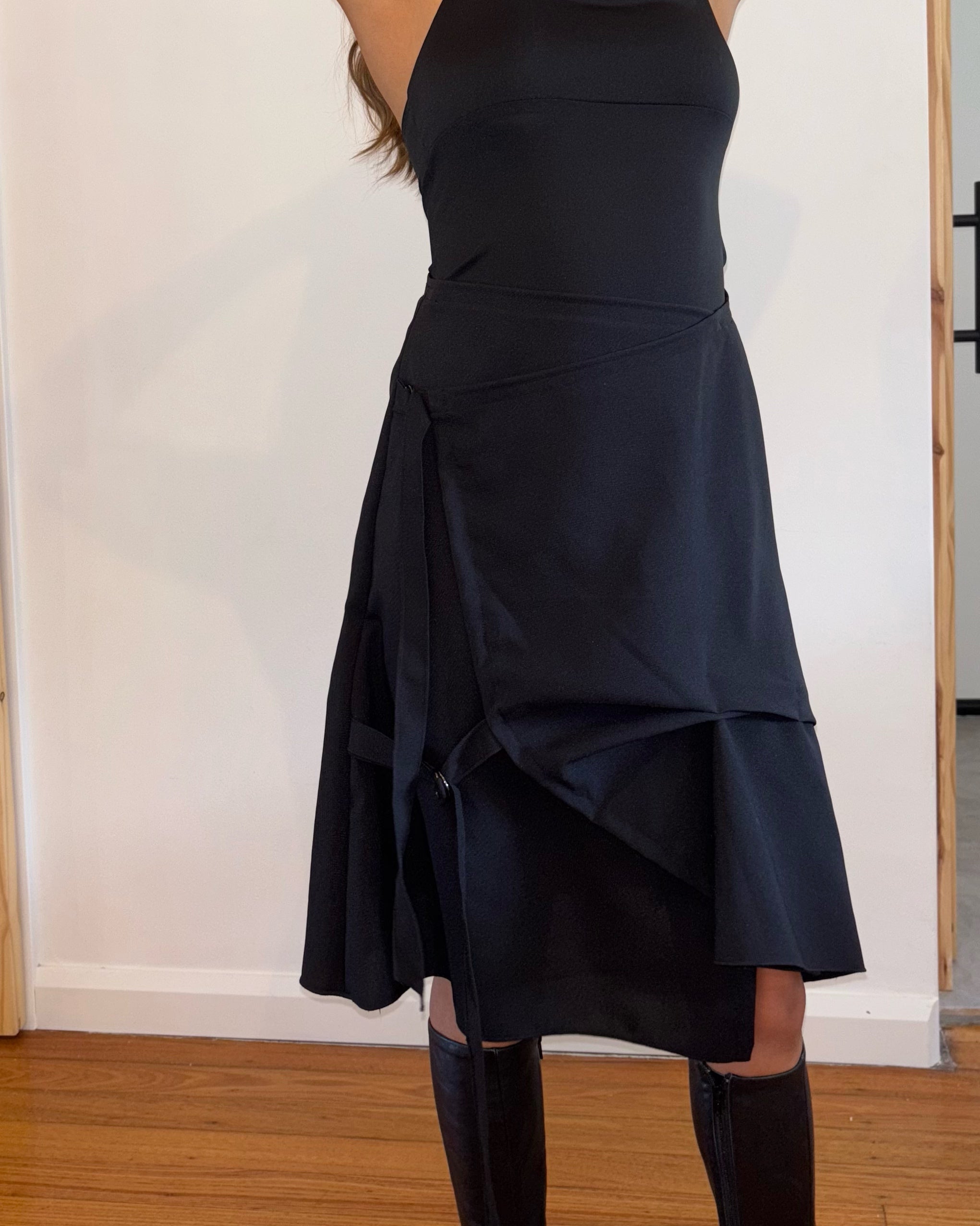 BLACK BUCKLE SKIRT