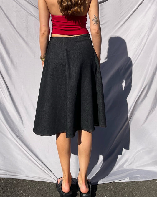 BLACK LOW RISE DENIM SKIRT