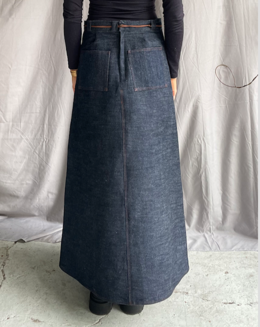 BLACK DENIM SKIRT WITH BELT