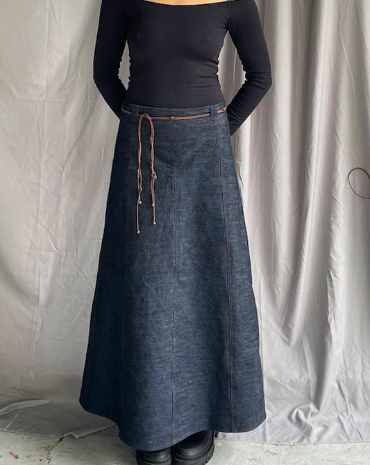 BLACK DENIM SKIRT WITH BELT