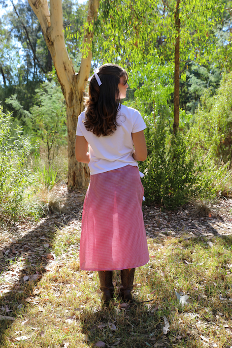 RED GINGHAM BOW SKIRT